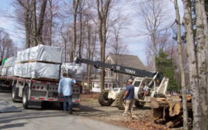 log delivery day Katahdin Cedar Log Homes